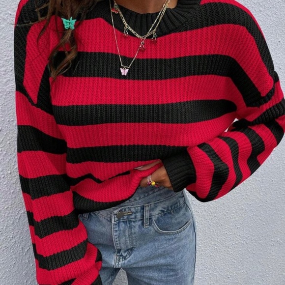 Sweater - Picture 6 of 6